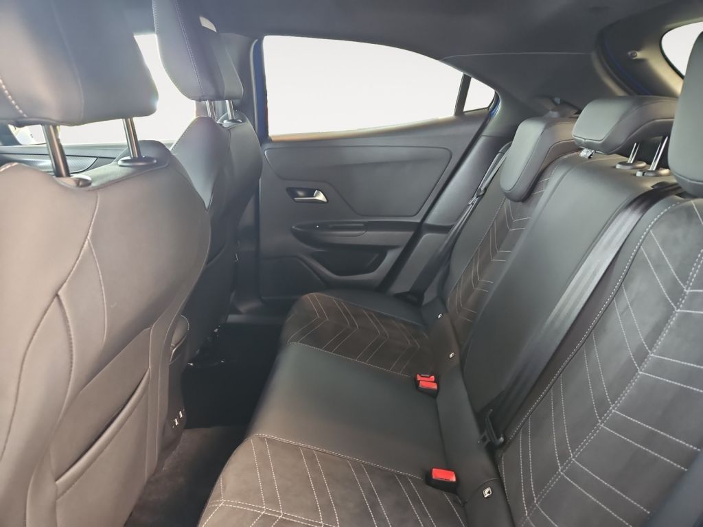 Fahrzeugabbildung Opel Mokka-e Ultimate