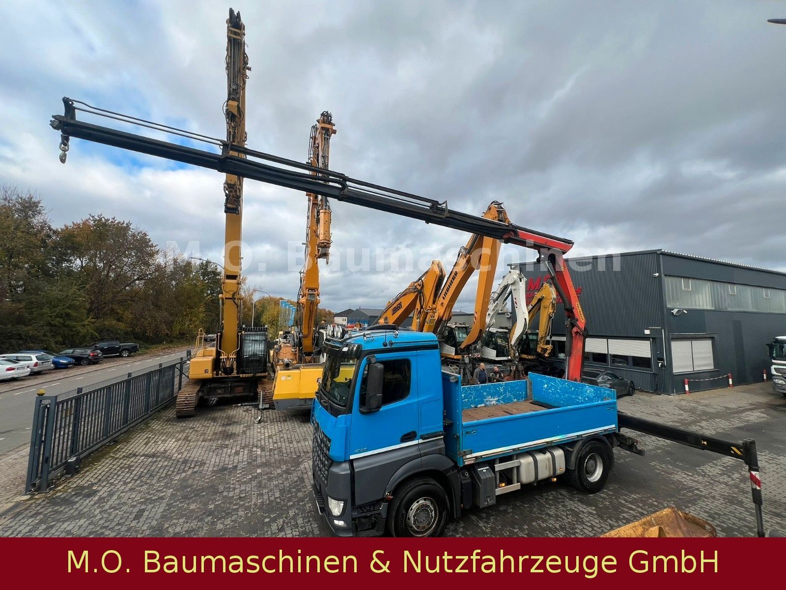 Fahrzeugabbildung Mercedes-Benz Arocs 2158 / Palfinger PK 14002