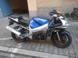 Suzuki GSX R 600 gsxr keine Papiere keine Schlüssel - SUZUKI GSXR 600 K6