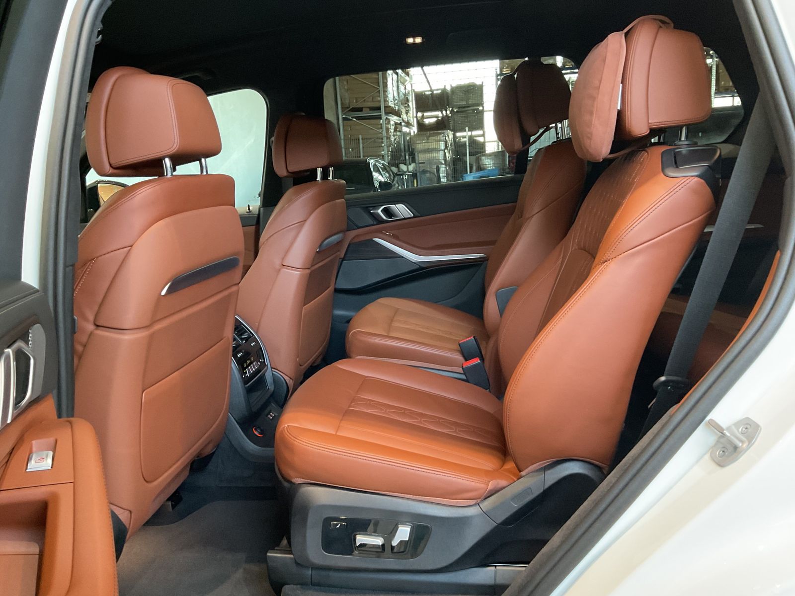 Fahrzeugabbildung BMW X7 xDrive40d M Sportpaket, Sky Lounge, Standheiz
