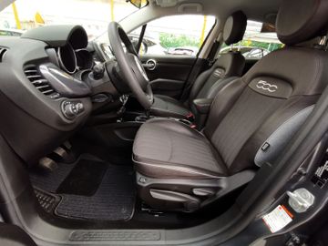 Fiat 500X 1,4 MAir Lounge mit Xenon Navi T-Leder SHZ