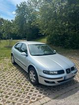 Seat Leon 1m1 1.6 16V 138k km - Seat Leon mit Benzin-Antrieb: Allradantrieb, Limousine, V6