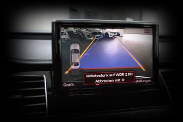 Audi A8 - 12