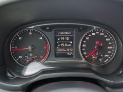AUDI A1 1.6 TDI attraction Xenon