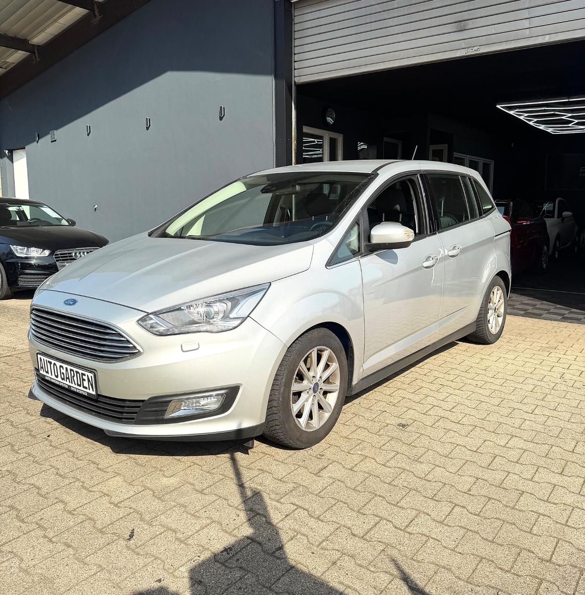 Ford Grand C-Max Grand C-MAX Titanium