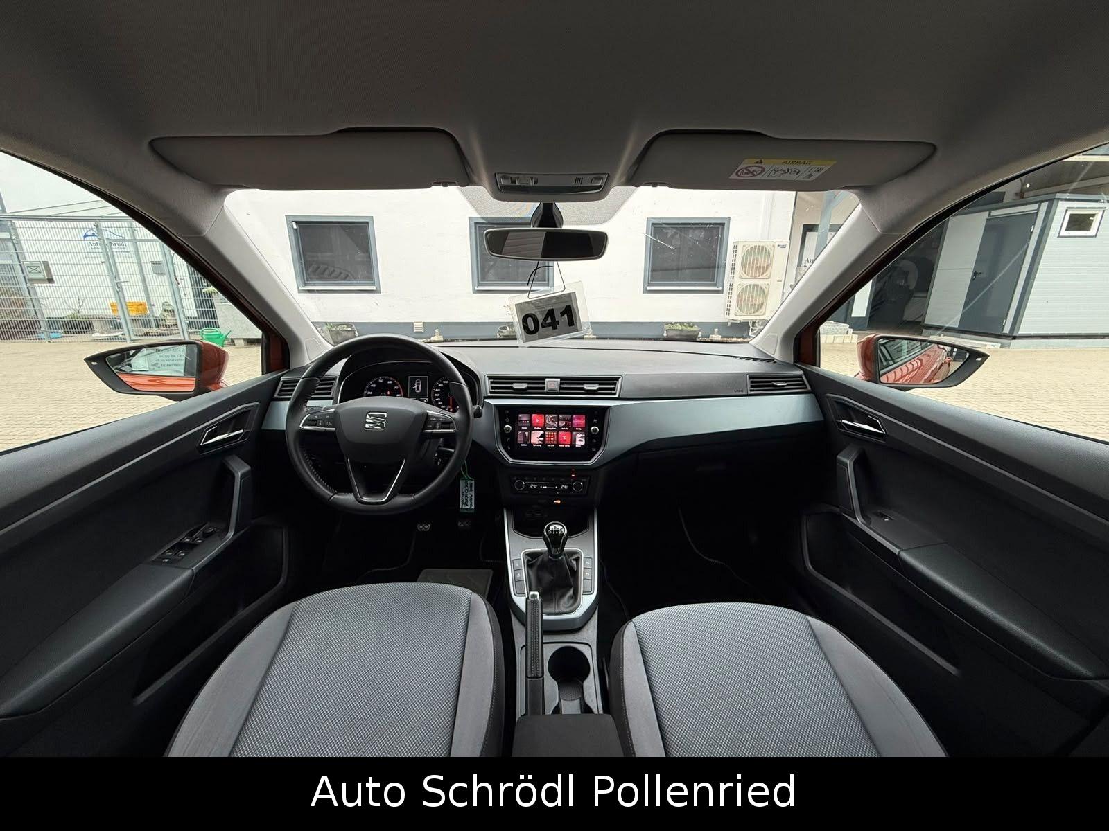 Seat Arona 1.0 TSI Style, LED, Tot-W, Kamera, Navi