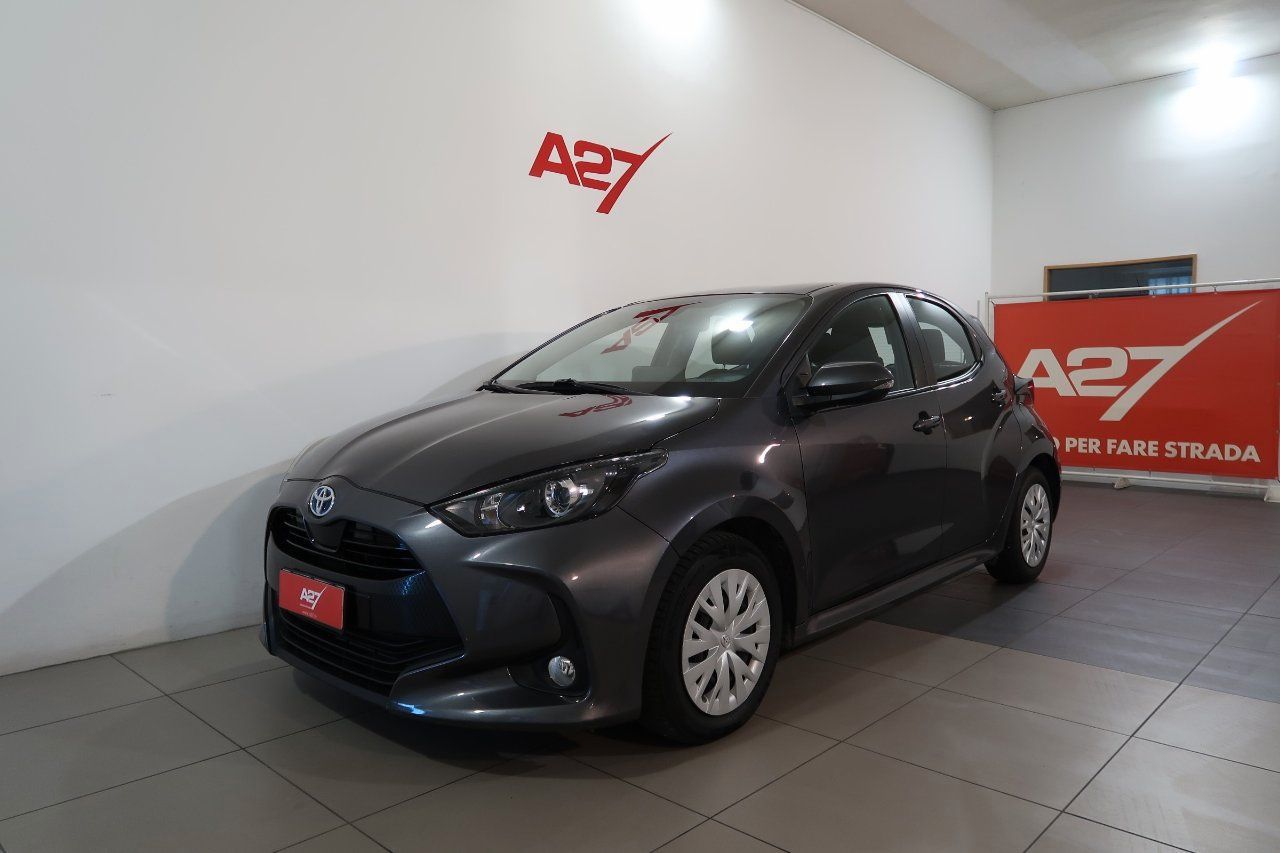 Toyota Yaris 1.5h Business # TELECAMERA # CAMBIO