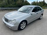 Mercedes-Benz Mercedes Benz C220 CDI - Mercedes-Benz C 220 aus 2000