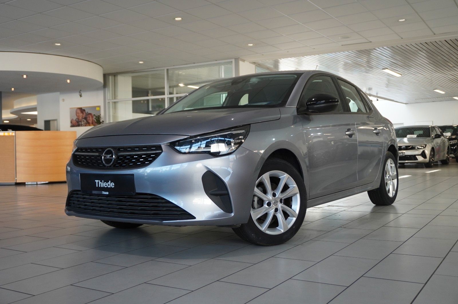 Fahrzeugabbildung Opel Corsa F 1.2 ELEGANCE NAVI/LED/TEMP./SPORT/DAB+