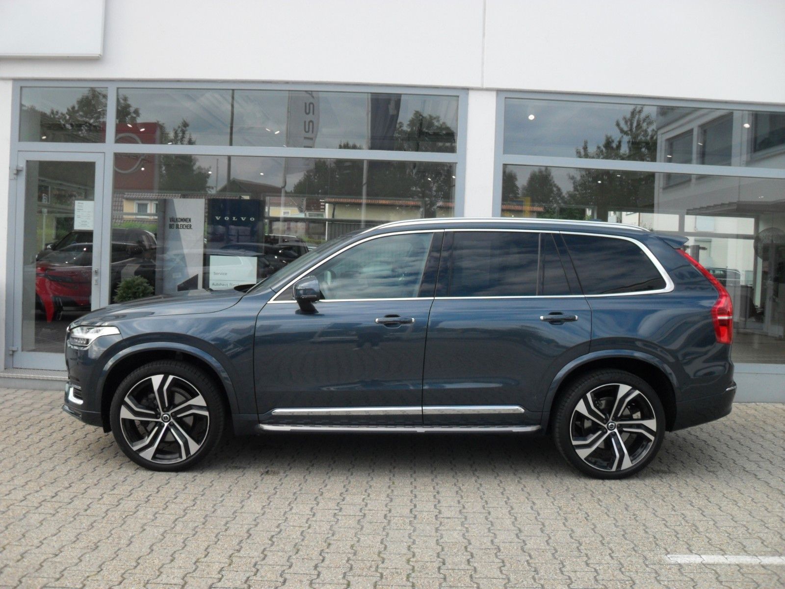 Fahrzeugabbildung Volvo XC 90 Ultimate Bright AWD