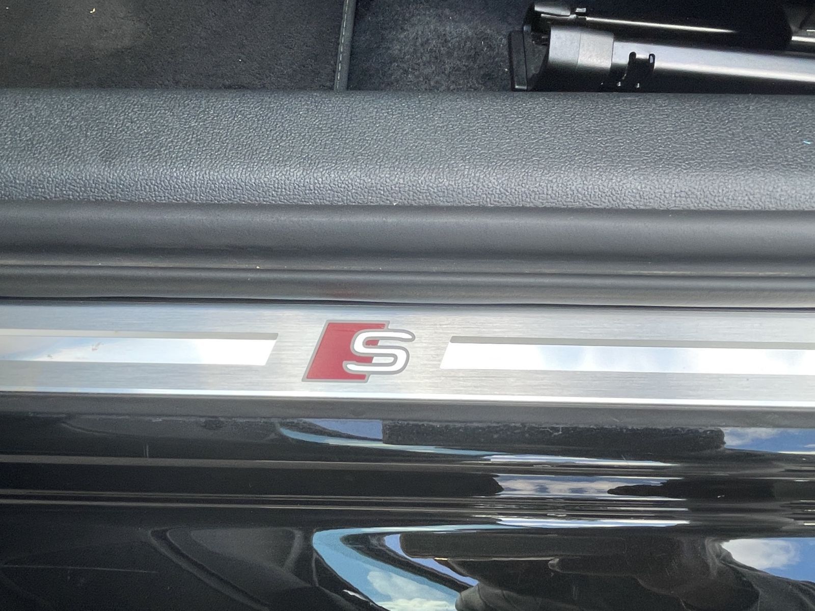 Audi A3 SB 30 TFSI S line LED AHK Kamera Carplay foto 22