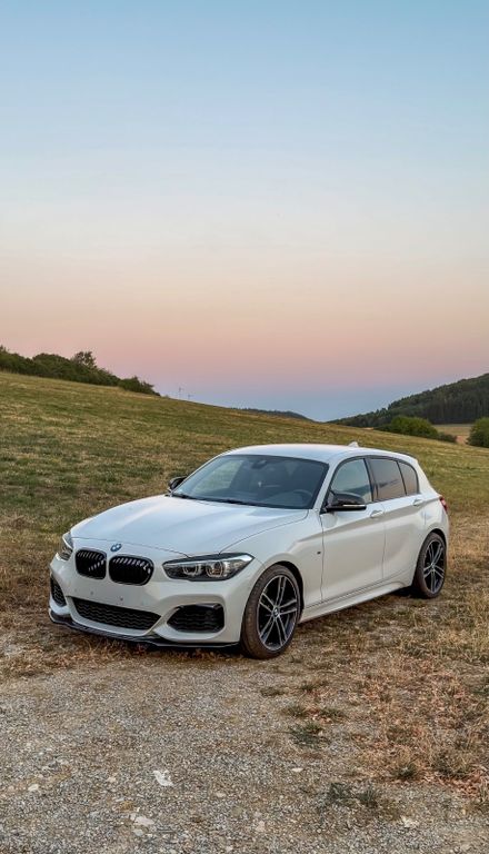 Image of BMW M140i