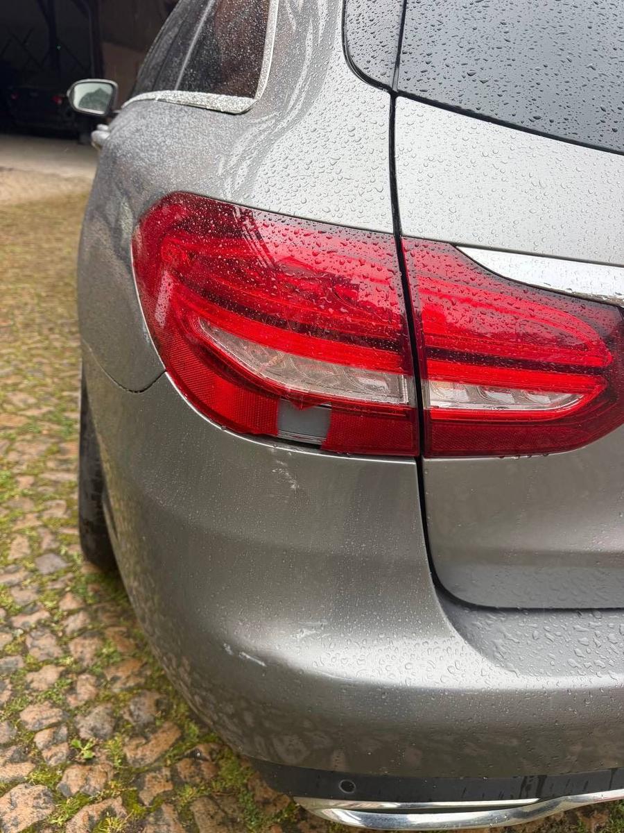 Mercedes-Benz C220 2015 — photo 9
