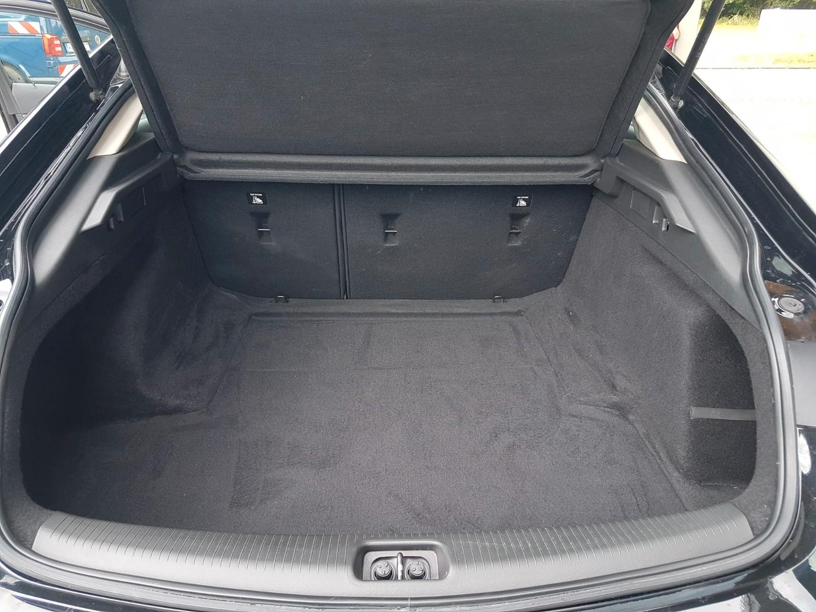 Opel Insignia 2.0 CDTI Elegance LED,NAVI,APP,KAMERA