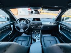 BMW 118i*Voll-S-Heft*LED*PDC*Leder*Automatik*Keyless