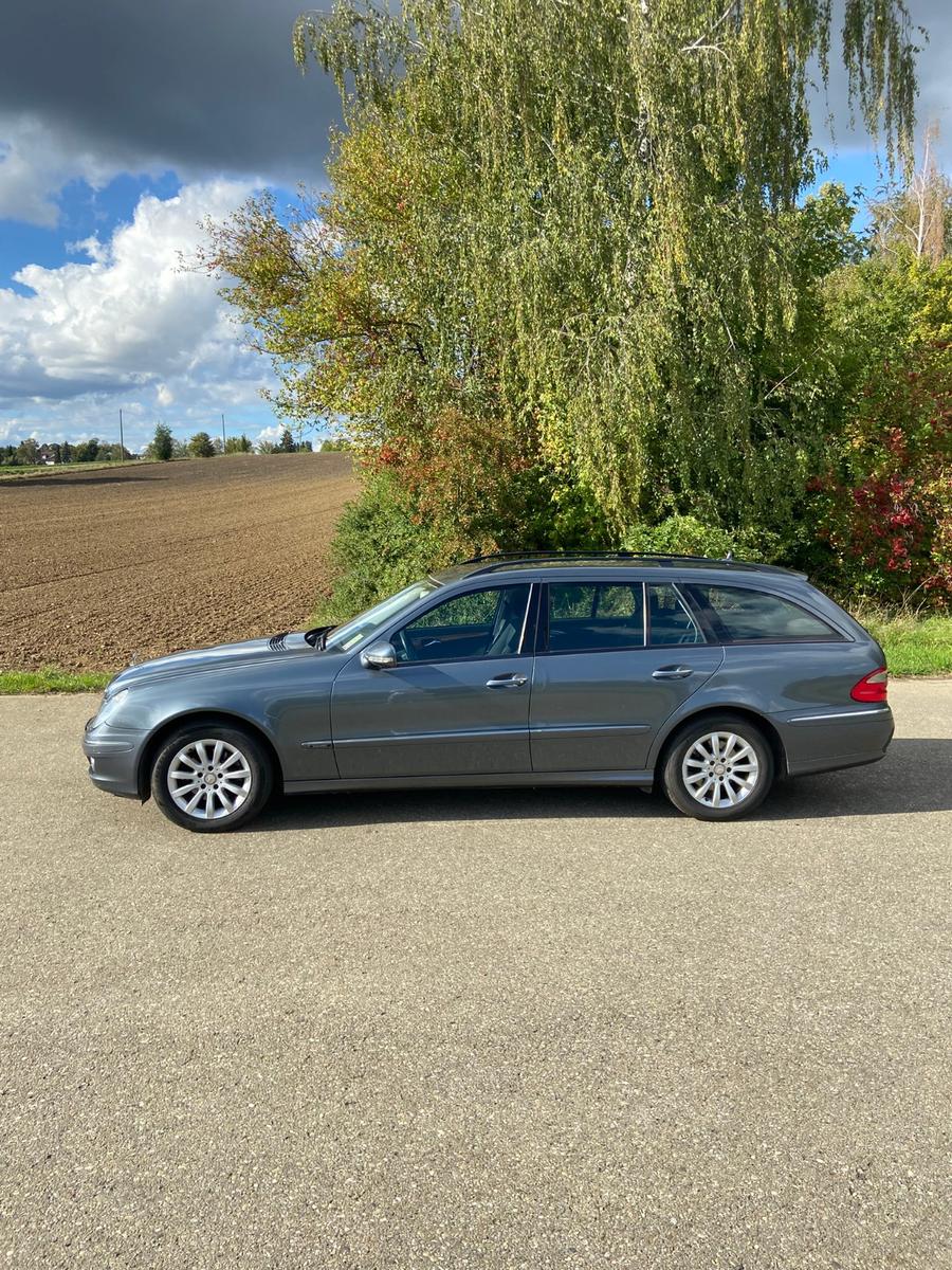 Mercedes-Benz E 220 W211