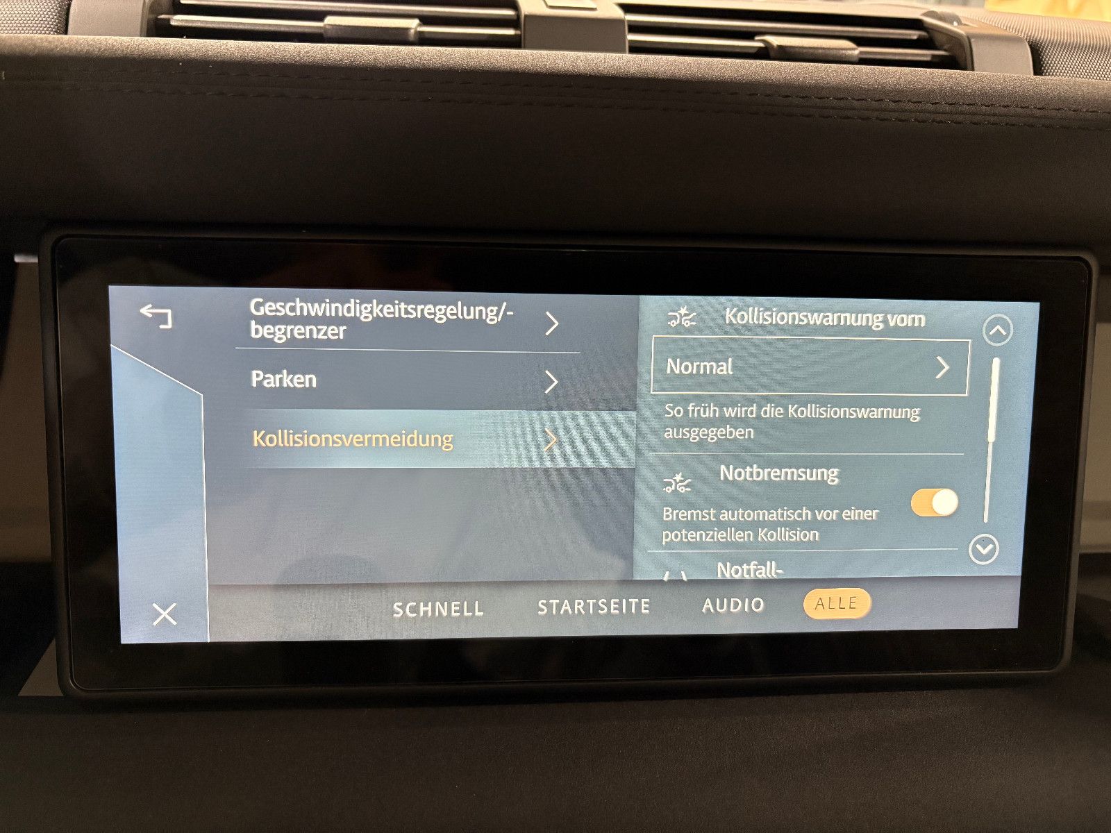 Fahrzeugabbildung Land Rover Defender 110 S/360°/NAVI/PANO/APPLE/ACC/SHZ