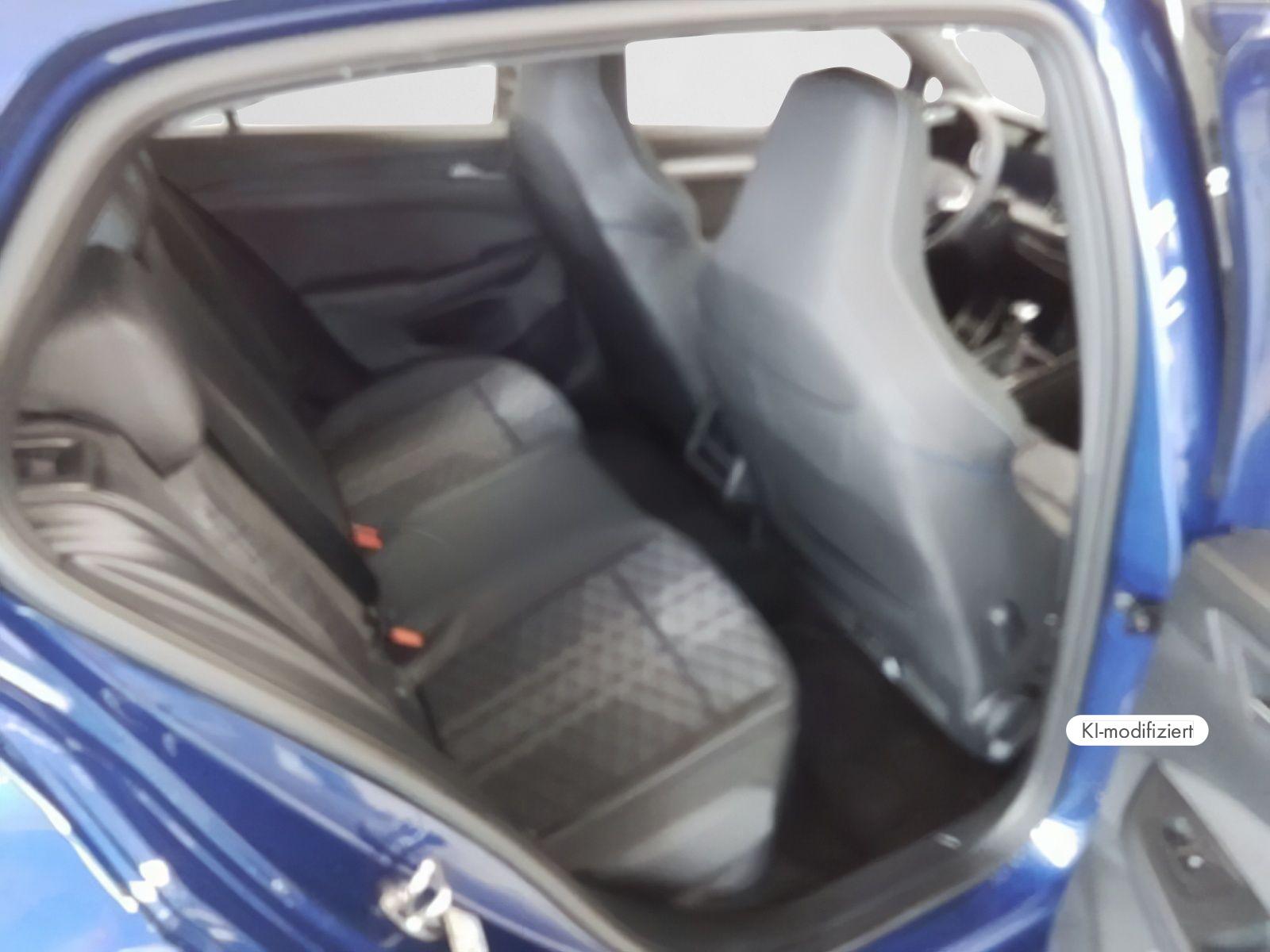 Volkswagen Golf VIII 1,5 TSI R-Line RFK/NAVI/LED/Sitzheizun, миниатюра 6