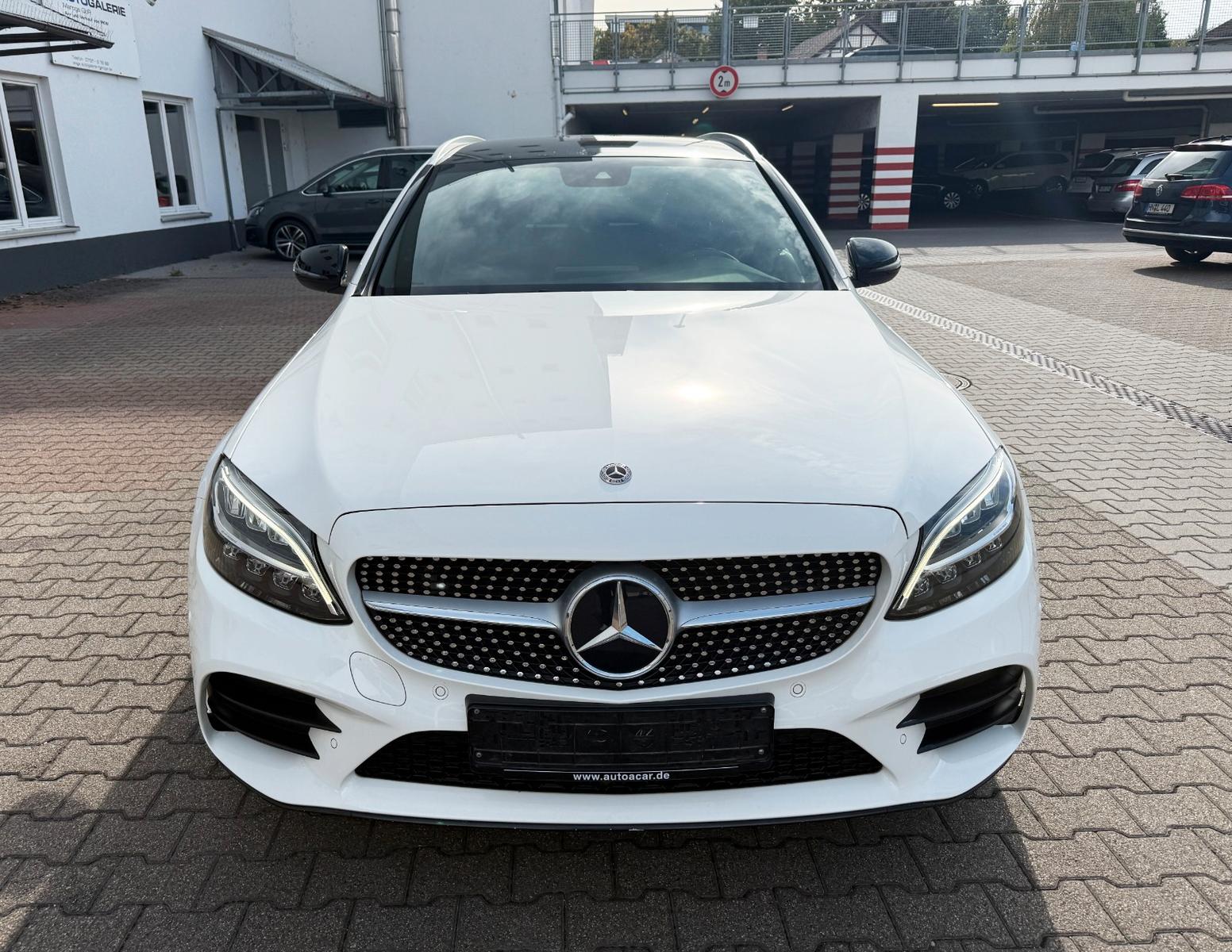 Mercedes-Benz C 200 C T-Modell C 200 AMG-LINE LED/R-KAM/AHK