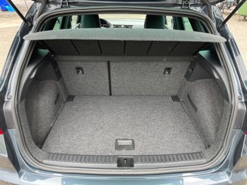 Fahrzeugabbildung SEAT Arona 1.0 TSI FR DSG LED/ACC/Navi/Virt. Cockpit