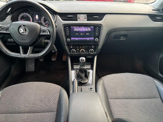 Skoda Octavia Combi 1.6 Style PanoramaKamera