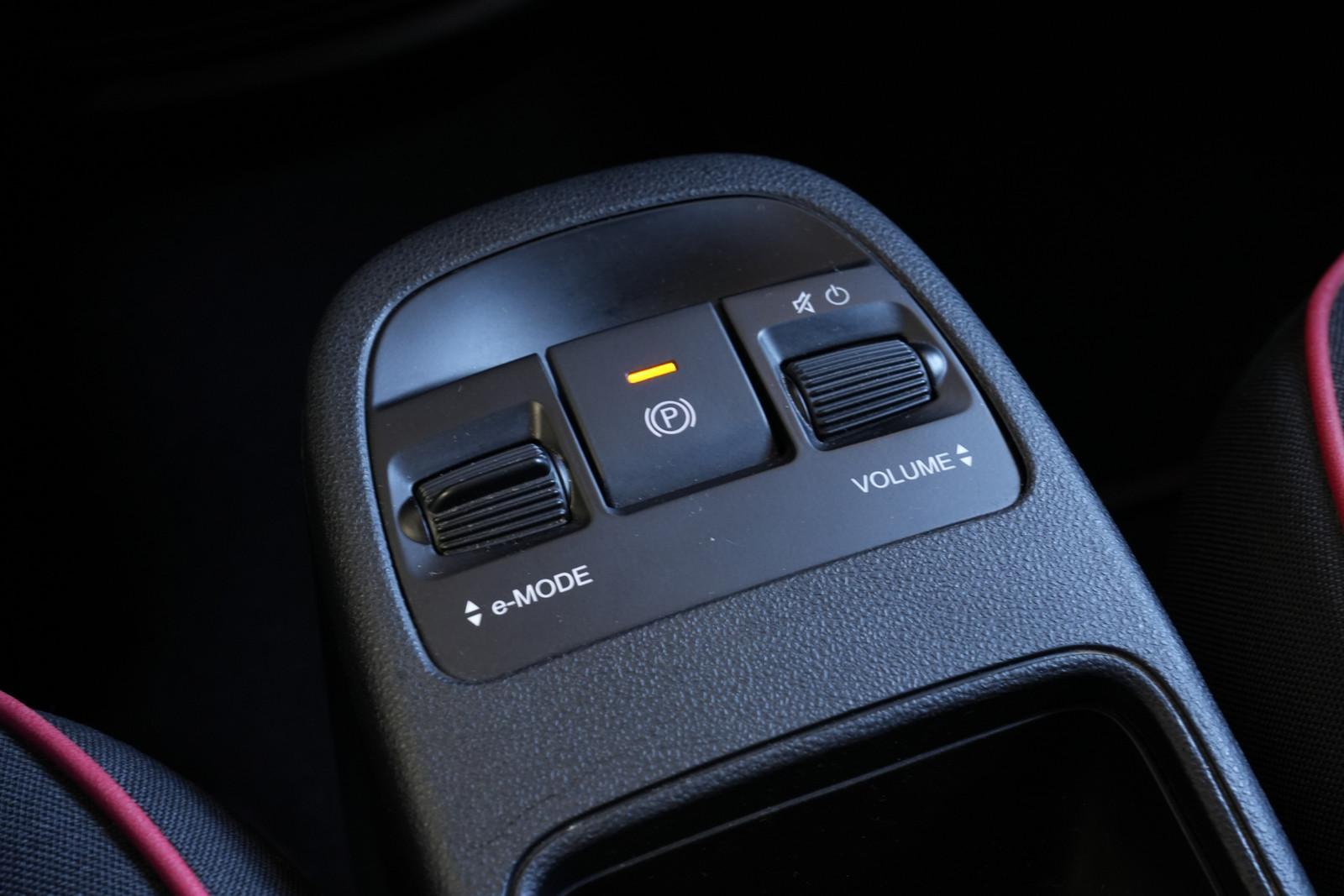 Fiat 500 e Red *NAV*LED*TEMP*