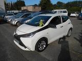 Toyota Aygo AYGO x 5 trg mit Klimaanlage + GJ Reifen - gebrauchte Toyota Aygo (X) aus dem Jahr 2016