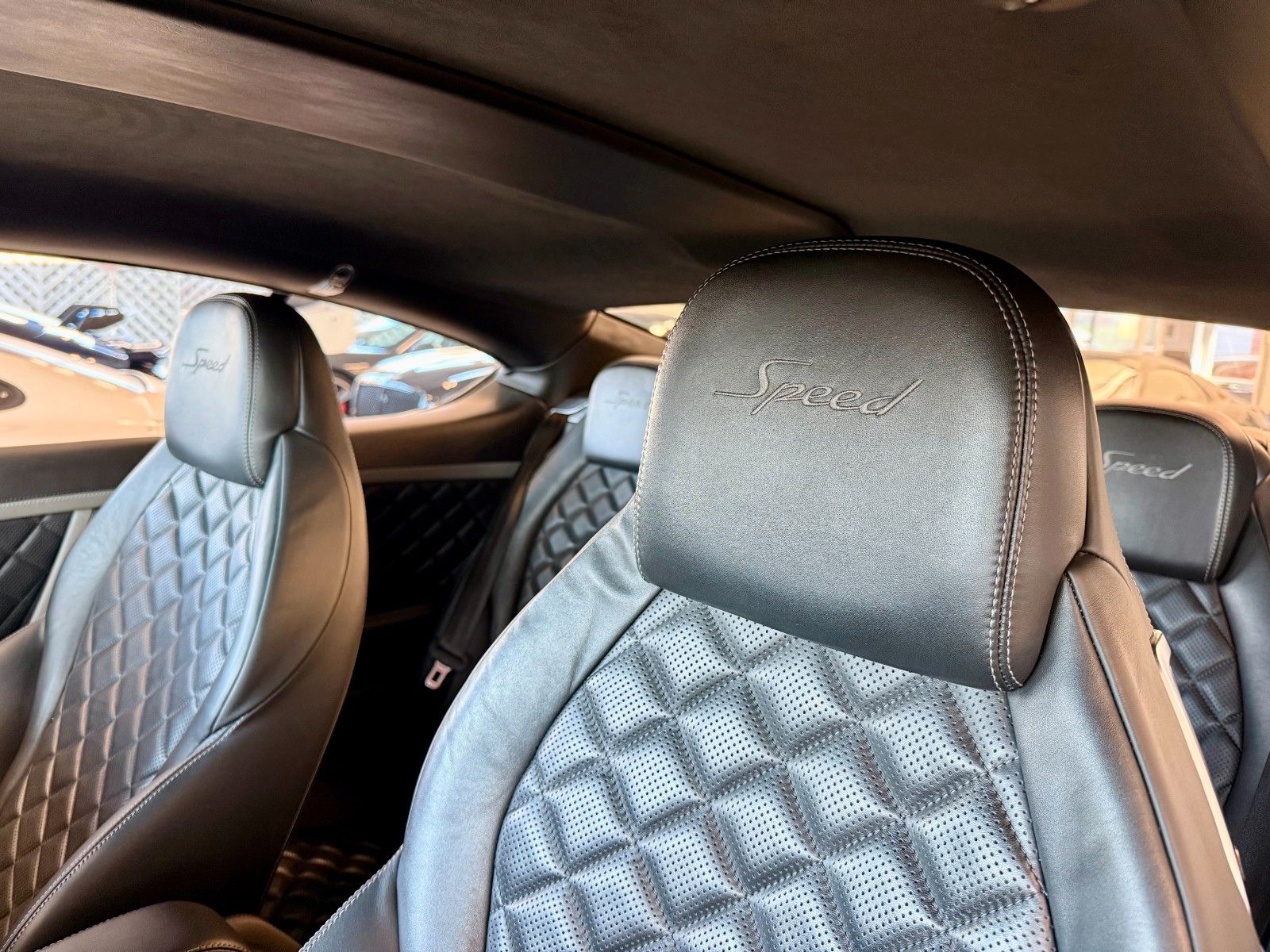 Fahrzeugabbildung Bentley Continental GT W12 Speed Keramik/NAIM/Massage/21