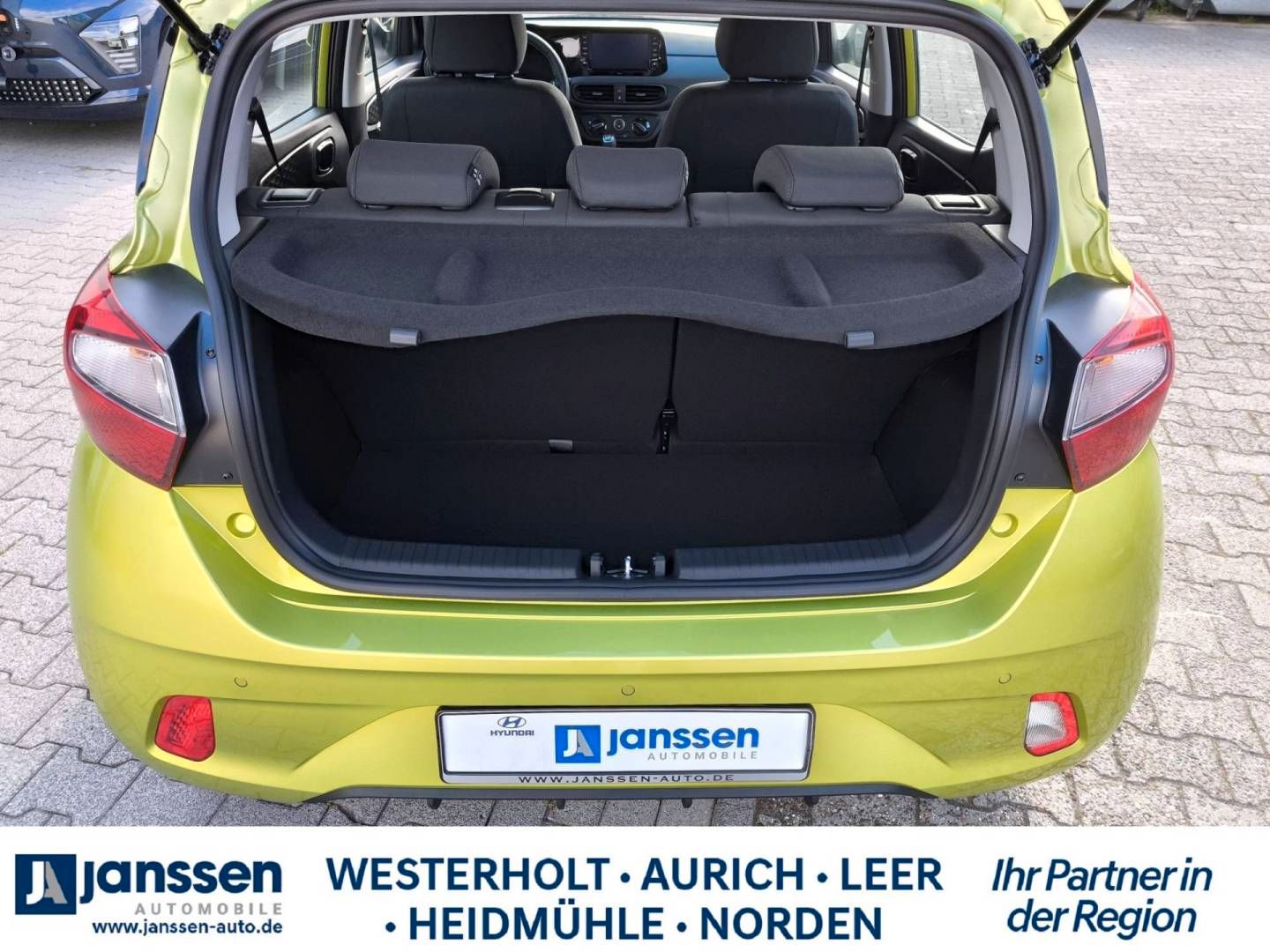 Fahrzeugabbildung Hyundai i10 1.0 Trend/ PDC hinten/Rückfahrkamera/Navi/Si