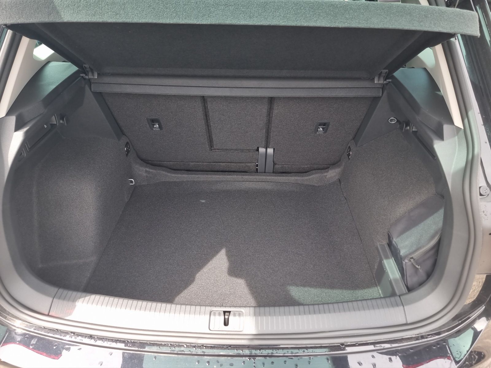 Fahrzeugabbildung Volkswagen Tiguan TDI Elegance DSG