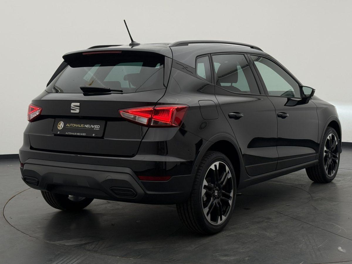 SEAT Arona 1.5 TSI DSG Black Ed.+CAM+NAV+LED+ASSISTS+, миниатюра 12
