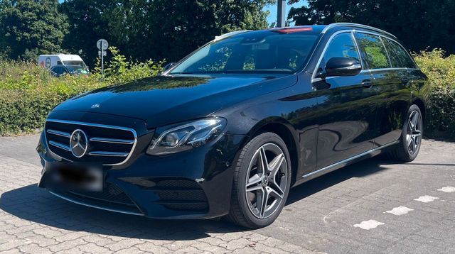 MERCEDES-BENZ Mercedes E220d