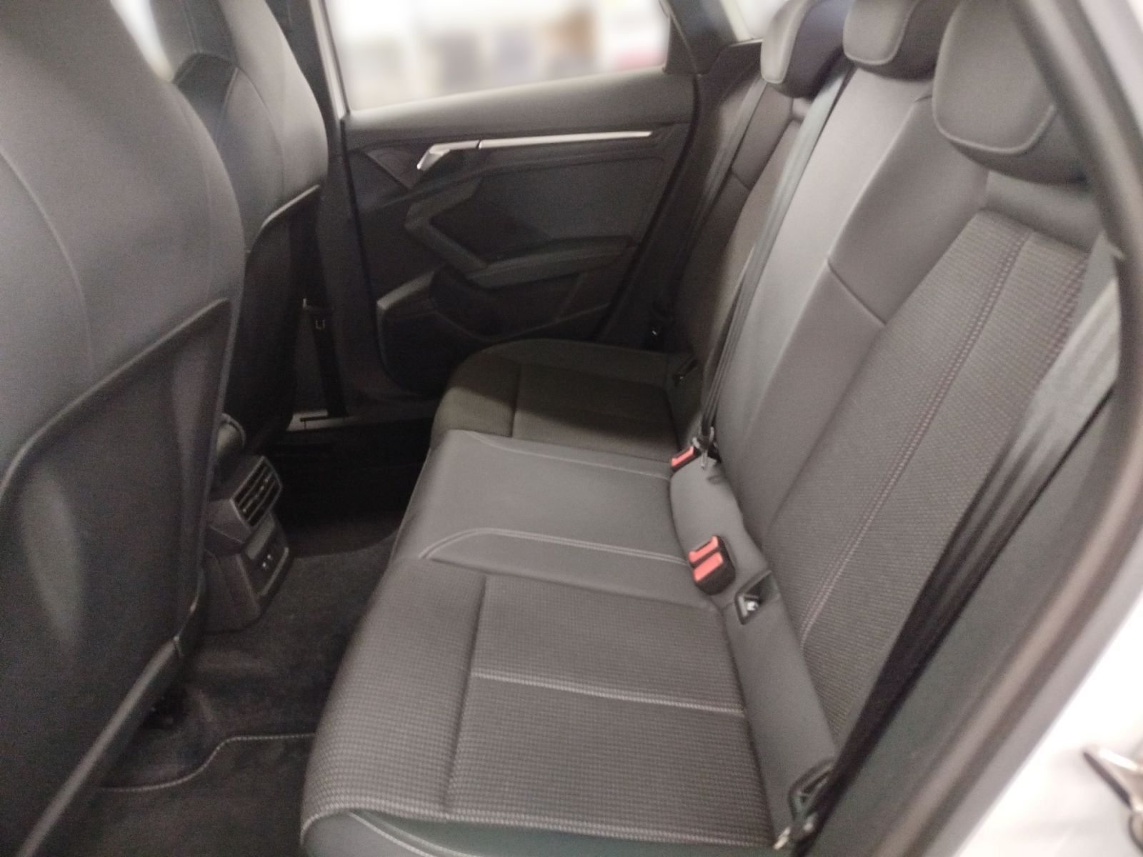 Audi A3 Sportback 35 TFSI S line LED Tempomat Sitzhei foto 10