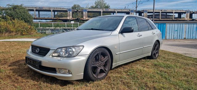 Lexus IS 300