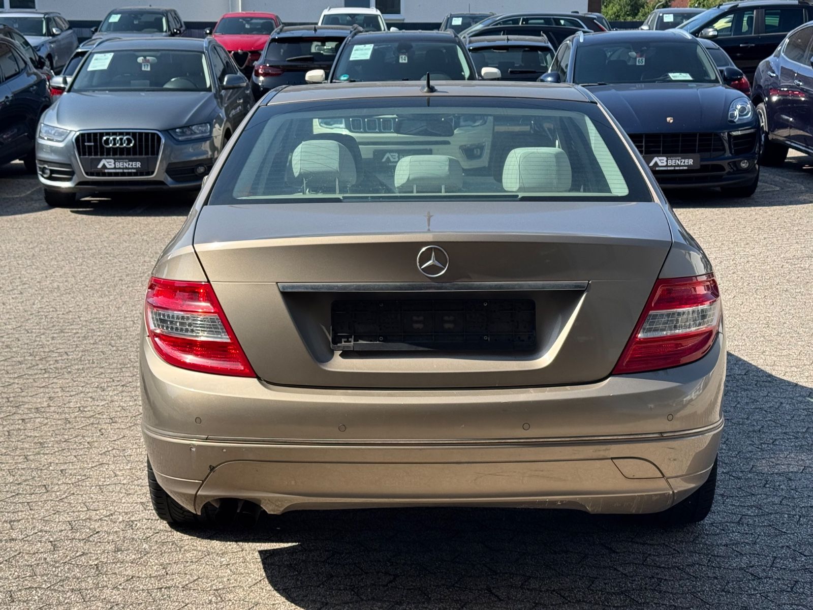 Fahrzeugabbildung Mercedes-Benz C 200 CDI BlueEfficiency/Limousine/TÜV/Xenon