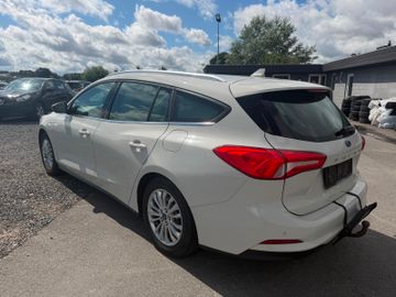 Ford Focus - 4