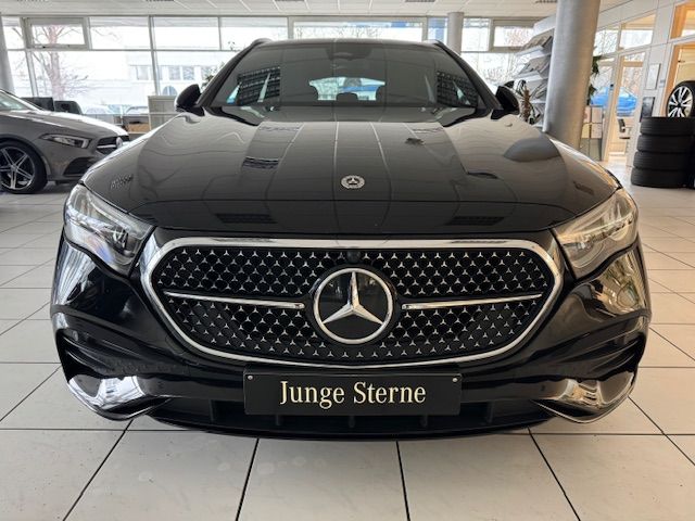 E 200 T AMG Line Advanced Night AHK Winterpaket
