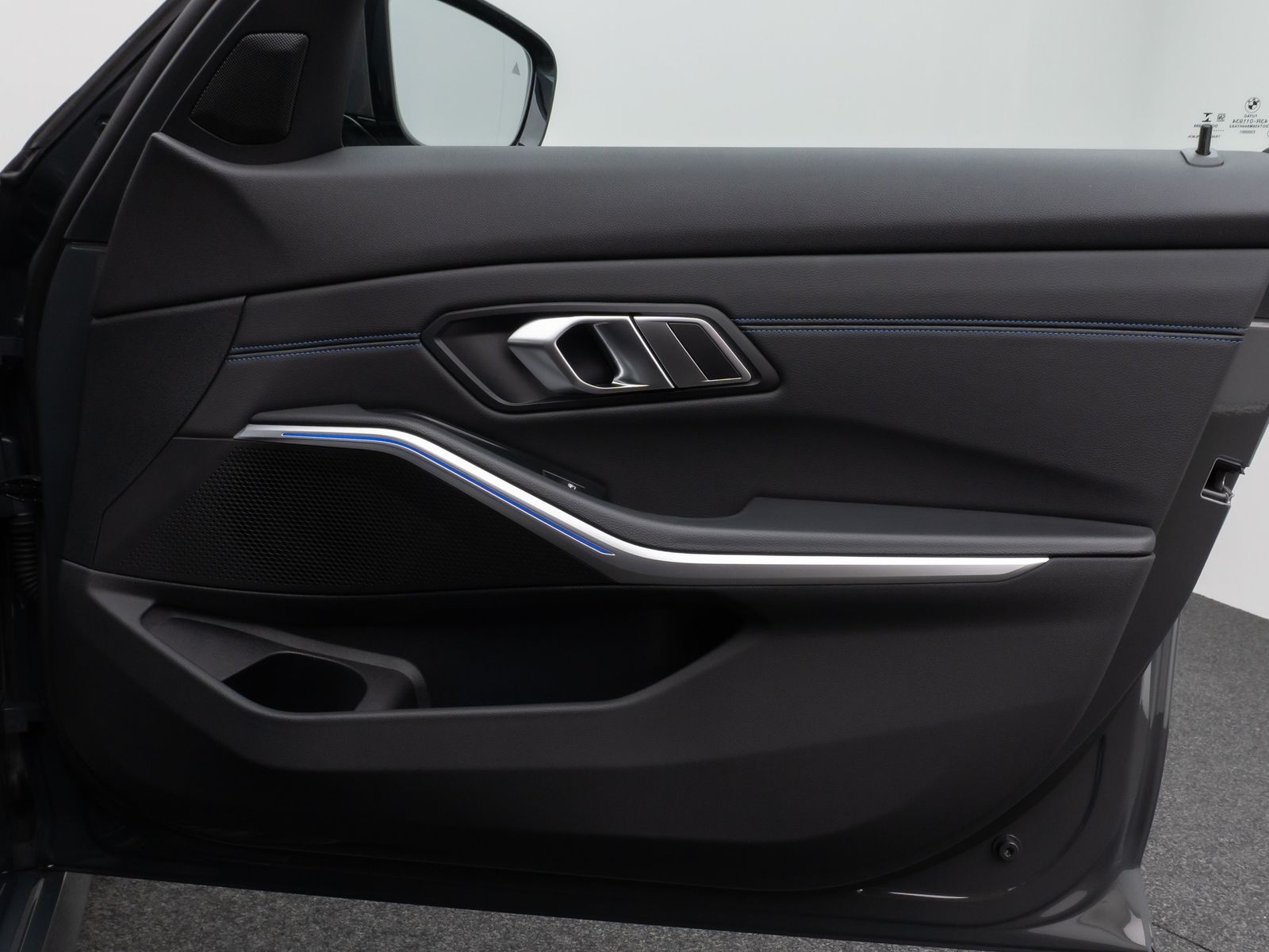 Fahrzeugabbildung BMW 330d xD M Sport Laser Kamera HUD HiFi Komfort