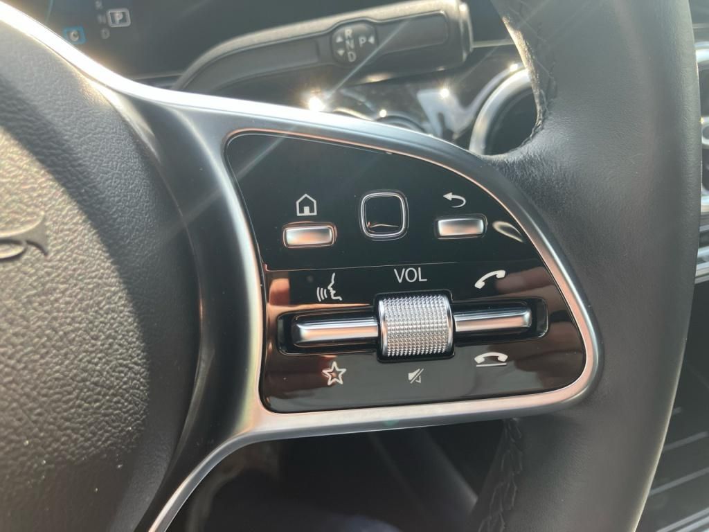 Fahrzeugabbildung Mercedes-Benz GLA 200 Kamera*LED-High Performance Scheinwerfer