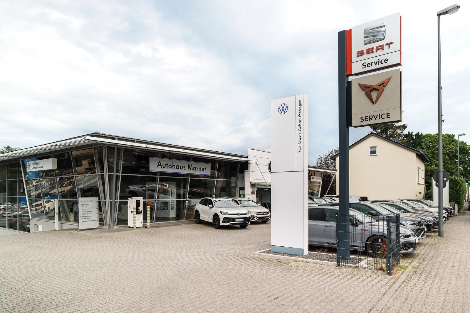 showroom-image-main
