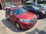 Dacia Sandero 1.2 16V 75 Eco2 Lauréate TÜV Neu - Dacia Sandero: Eco2
