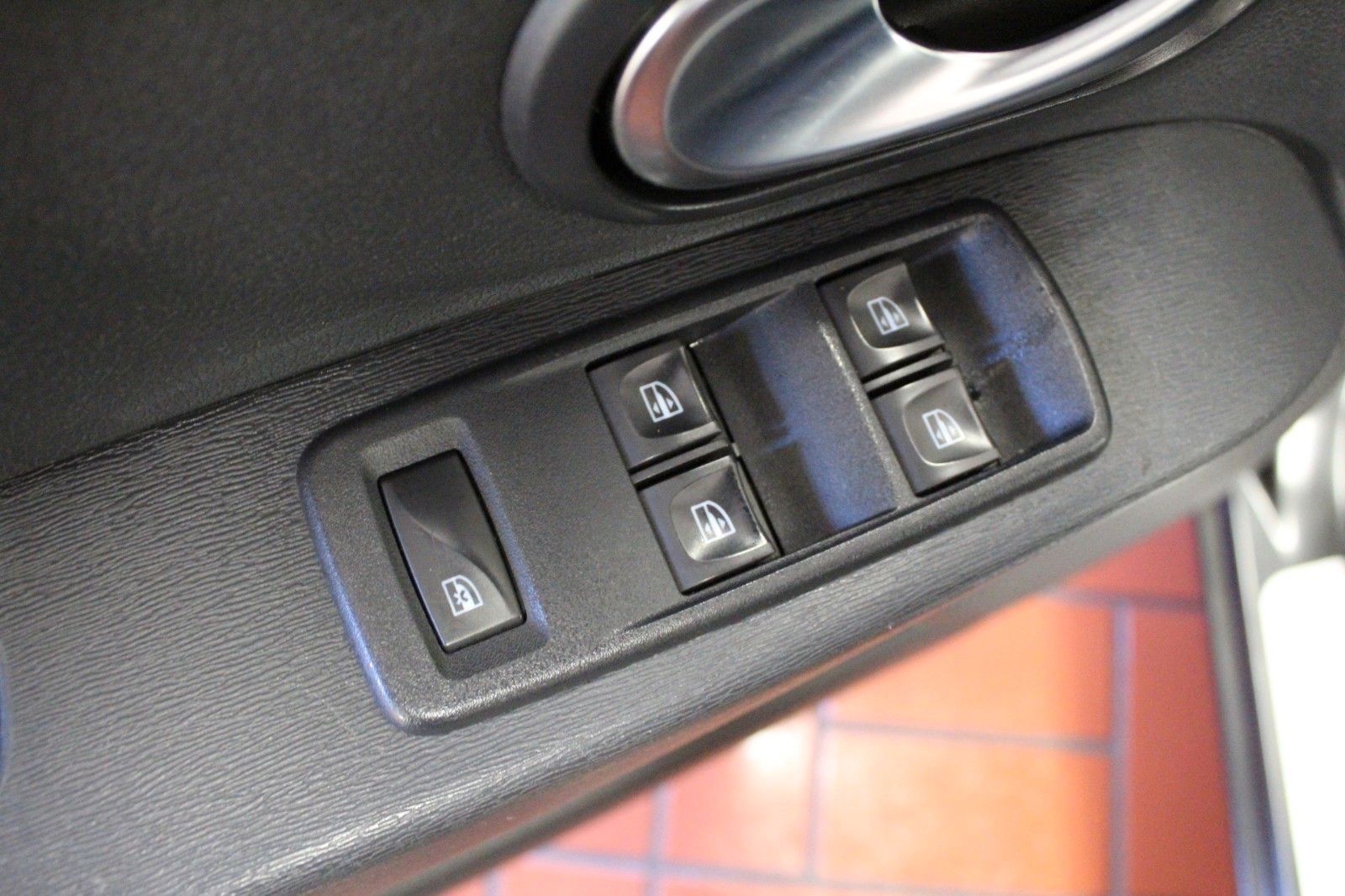 Fahrzeugabbildung Dacia Lodgy TCe 130 Stepway **Navi*7 Sitze*Techroad