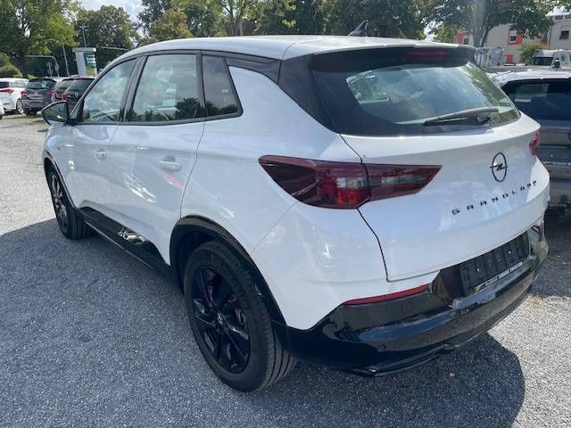 Fahrzeugabbildung Opel Grandland 1.2 Turbo MHEV GS AT+Navi+Sitzhzg.+Len