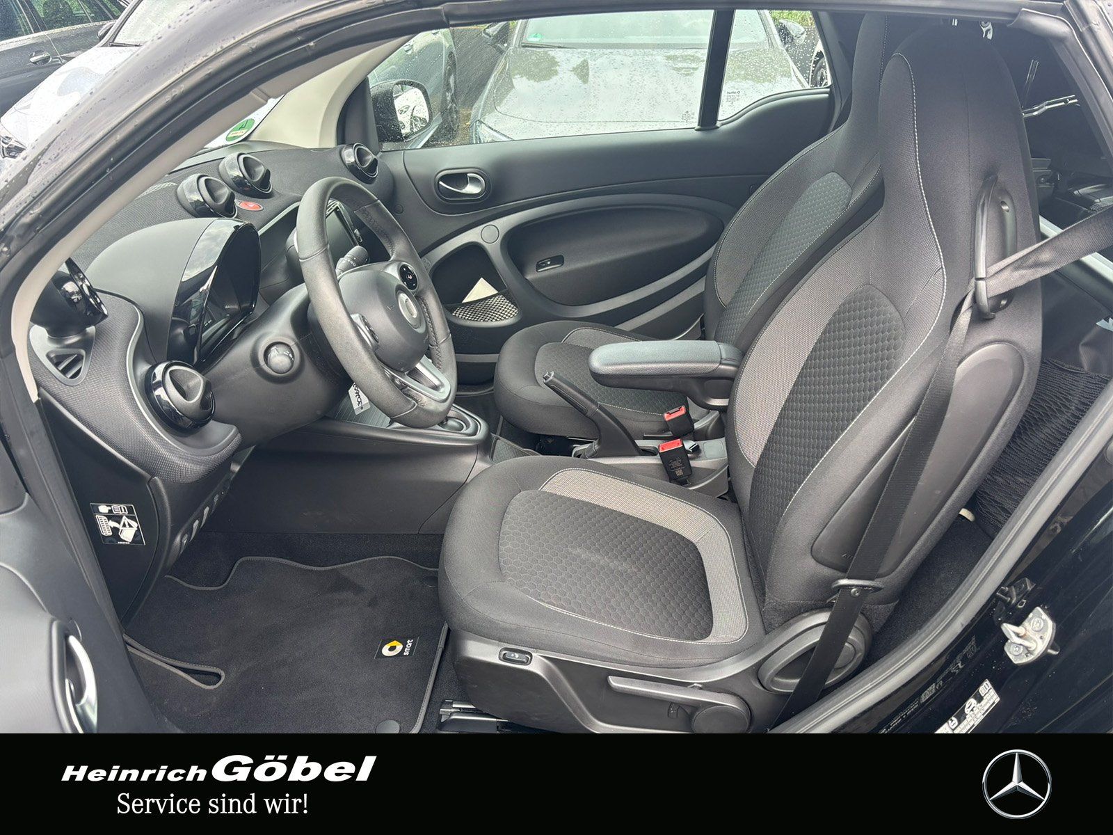 Fahrzeugabbildung Smart EQ cabrio passion GJR*22KW*WINTER-PAKET*KAMERA