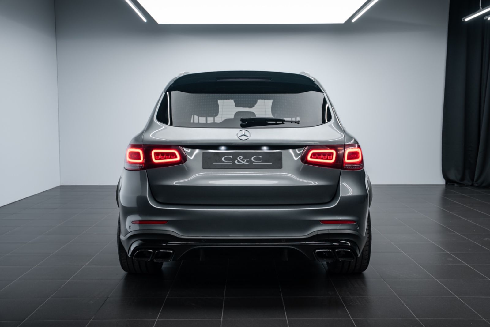 Fahrzeugabbildung Mercedes-Benz GLC 63 S AMG BUSINESS/HUD/PANO/NIGHT/BURM