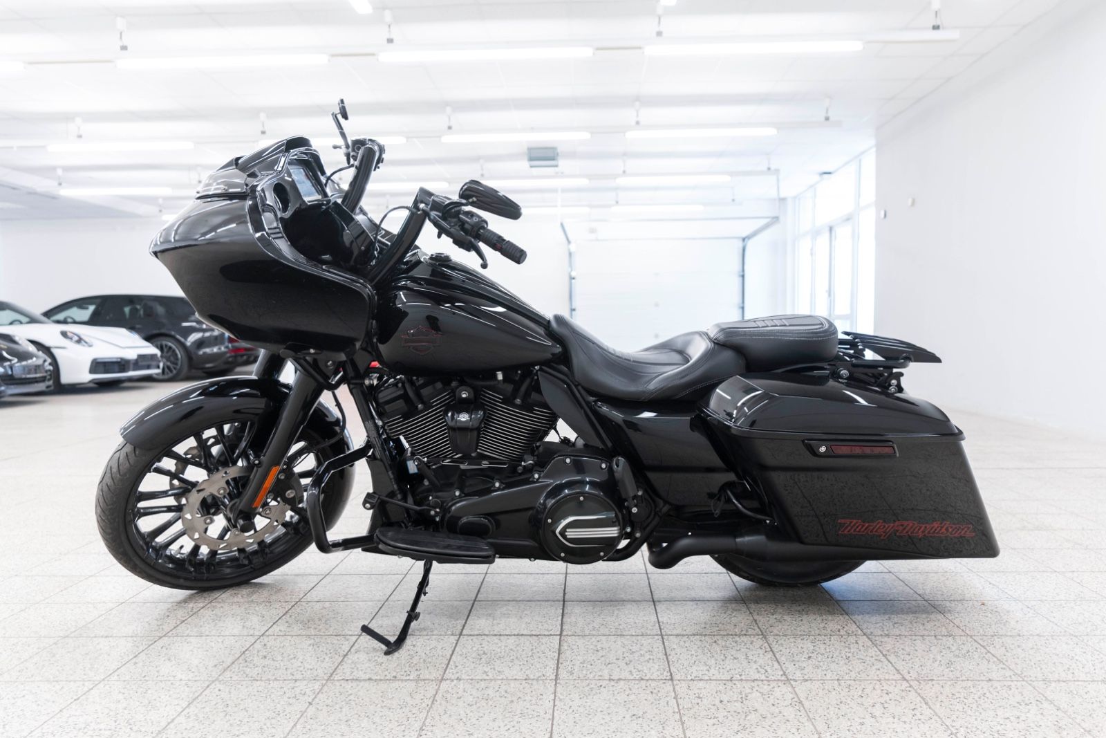 Fahrzeugabbildung Harley-Davidson FLTRXS ROAD GLIDE SPECIAL