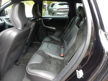 Volvo XC60 - 11