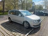Volkswagen Sehr gepflegtes 2008 VW Touran 1.6  7 Sitze - Volkswagen Touran: Kleinwagen