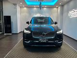 Volvo XC 90 XC90 B5 (d) AWD Geartronic R-design - Volvo Behindertengerecht