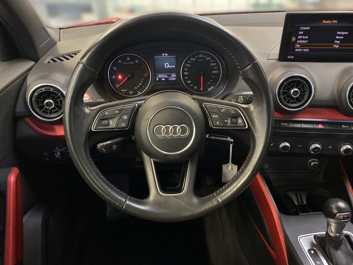 Audi Q2 1.4 TFSI sport Pano Shz LED PDC Klima